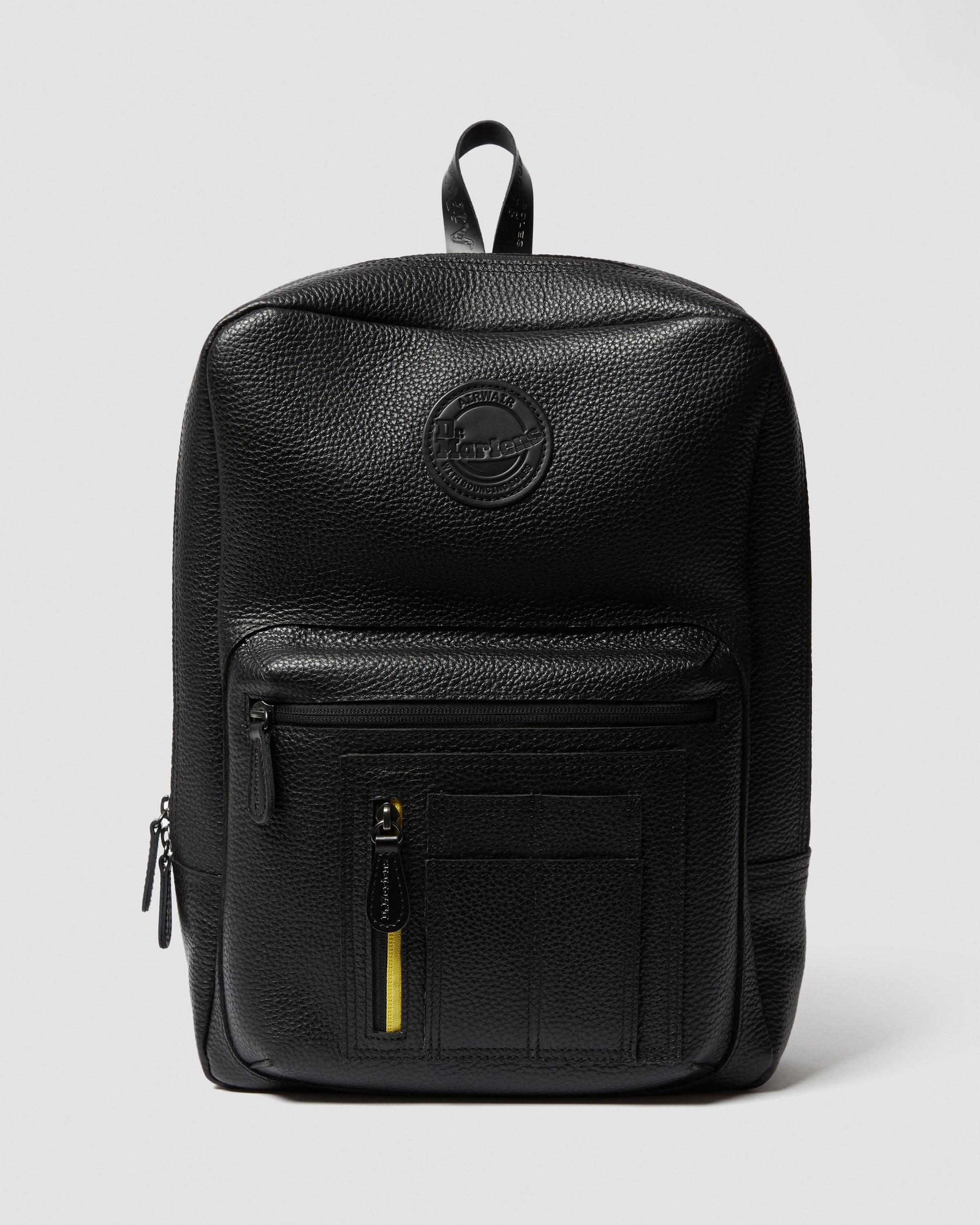 zaino-dottor-martens-756lhb-1.jpg ZAINO IN MORBIDA PELLE MILLED NAPPA di colore Nero | Dr. Martens - immagine 1